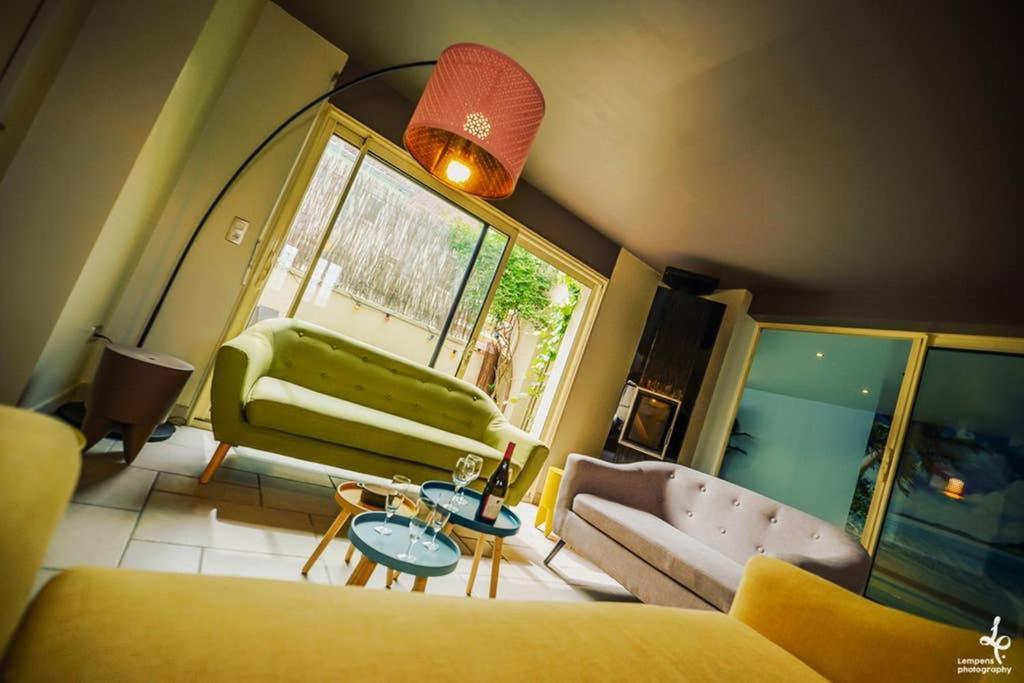 Maison Piscine Interieure Et Garage Труа Экстерьер фото